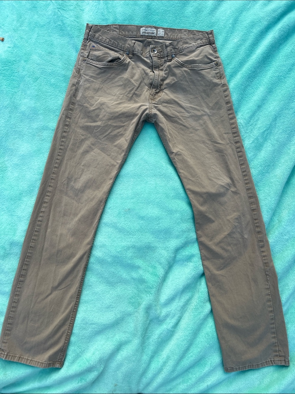Patagonia Men's Slim Straight Jeans in Olive Drab